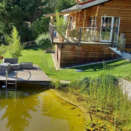 Alb Mit Naturschwimmteich Ferienhaus