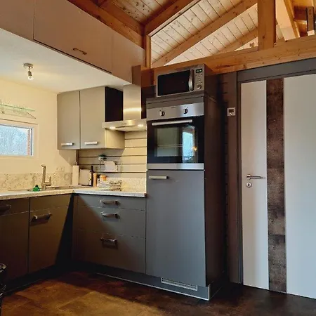 Alb Mit Naturschwimmteich Vakantiehuis *